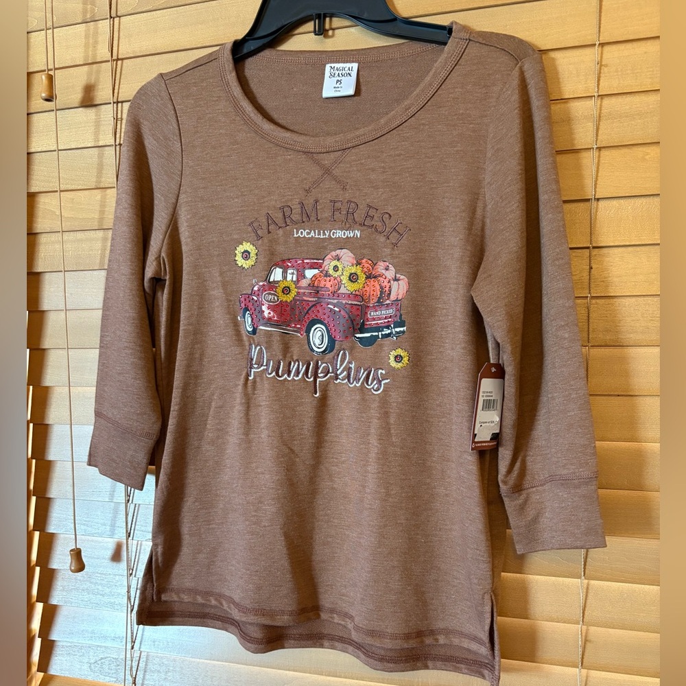 Magical Season NWT Earthy Brown 3/4 Sleeves Tees/rhinestones . Casual Size PS